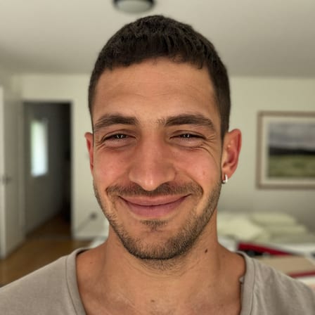 Portrait d'un habitant de Souché après sa demande de devis à Niort